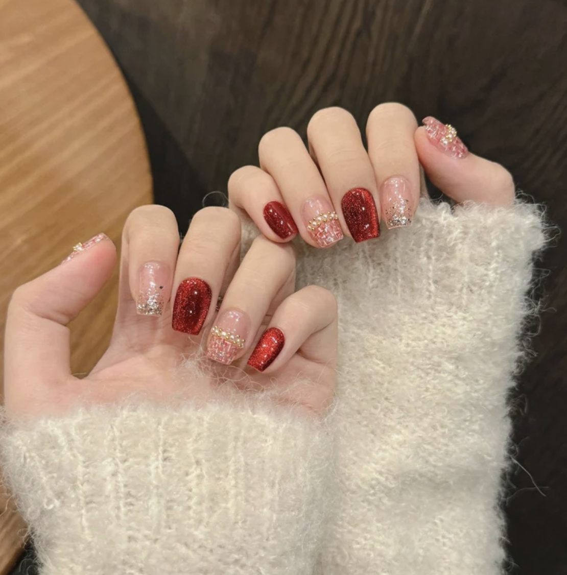 Red Snowflake Sparkle
